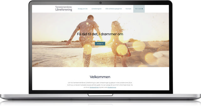 Mockup af en bærbar computer der viser Tjenestemændenes Låneforenings hjemmeside